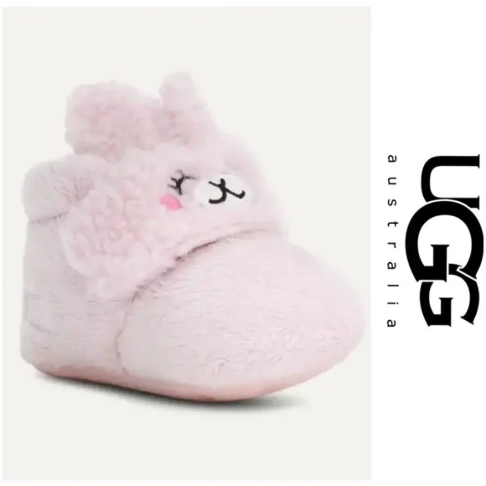 Ugg | Pink Unisex Bixbee Llama Stuffie Faux Fur Booties | Size 02/03